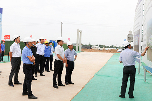 省国资委党委委员、、副主任李凯到永利yl65335集团调研指导事情