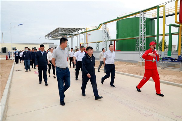 永利yl65335集团复工复产促增添项目观摩聚会与会职员走进绿色能源公司油气公司水情形公司陕北片区项目