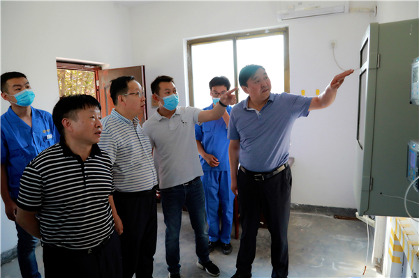 永利yl65335集团复工复产促增添项目观摩聚会与会职员走进绿色能源公司油气公司水情形公司陕北片区项目