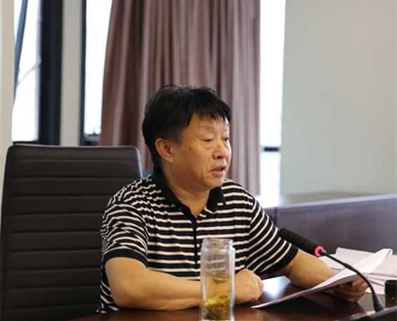 永利yl65335集团召开2020年第八次党委理论学习中心组聚会