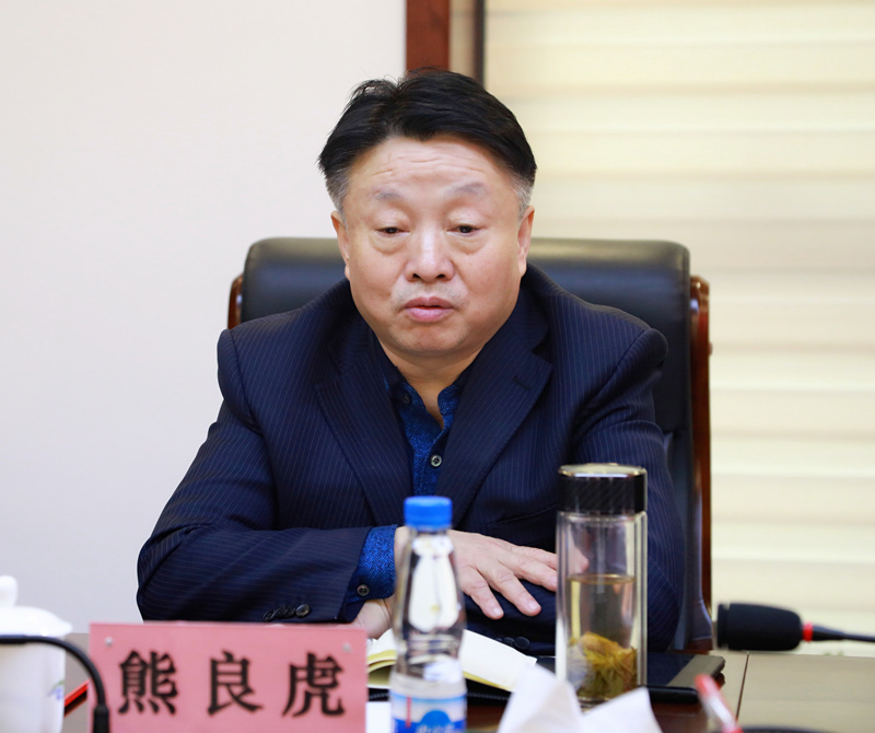 熊良虎顾峰拜会渭河生态集团党委书记董事长李友成、总司理杨大庆
