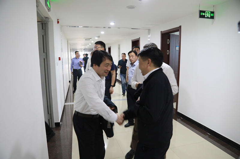 熊良虎拜会榆林市委副书记张胜利、、市人大常委会副主任孙守洋