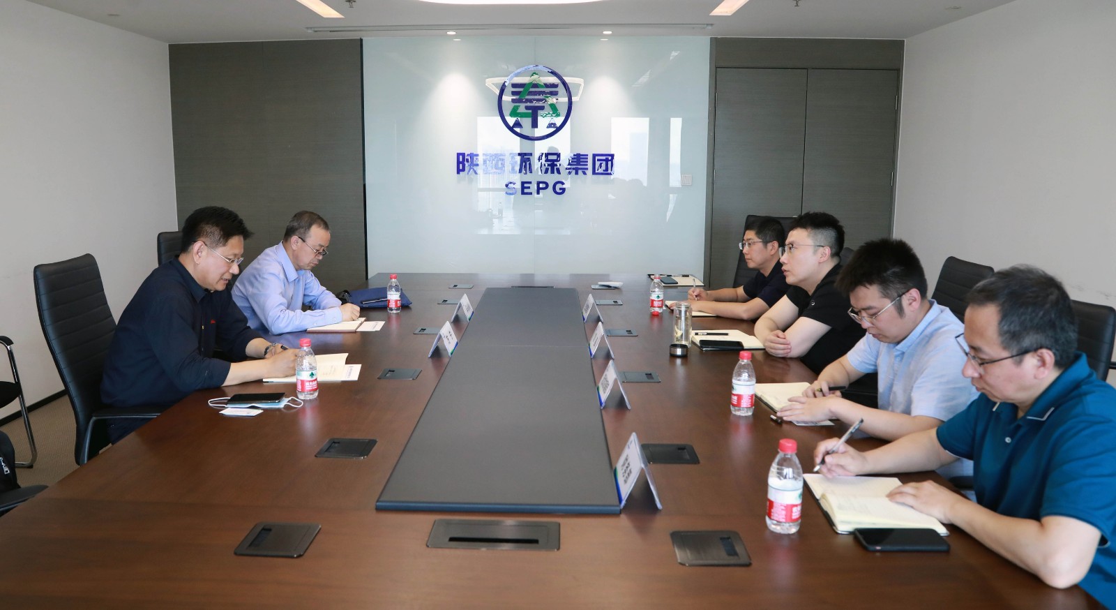 永利yl65335集团与山东山大华特科技股份公司交流座谈