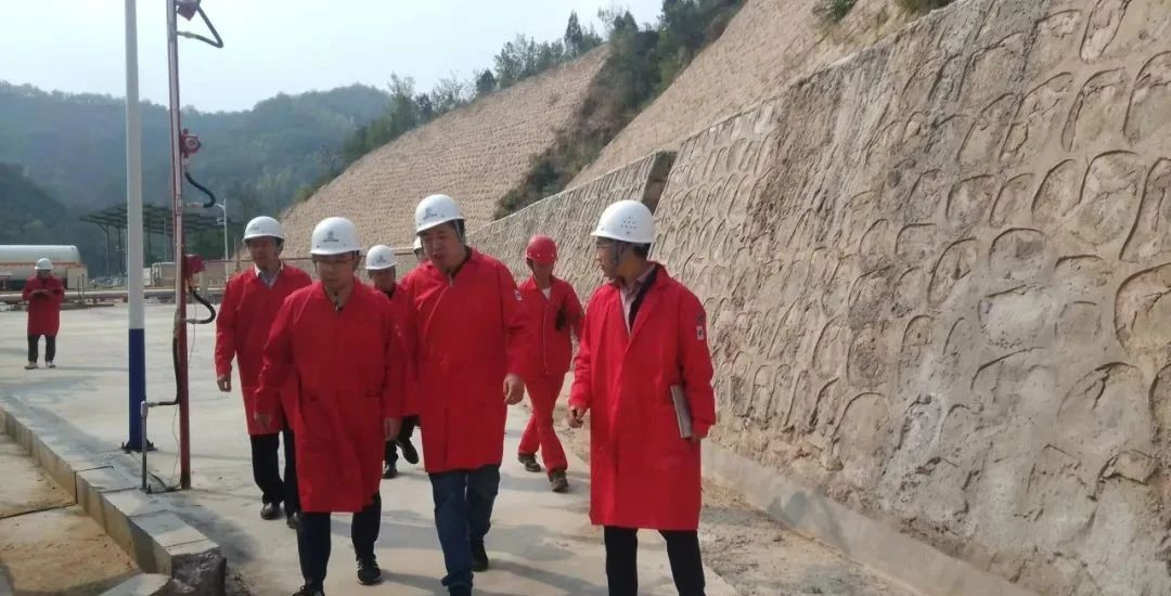 省治本攻坚三年行动事情专班到永利yl65335集团督导检查