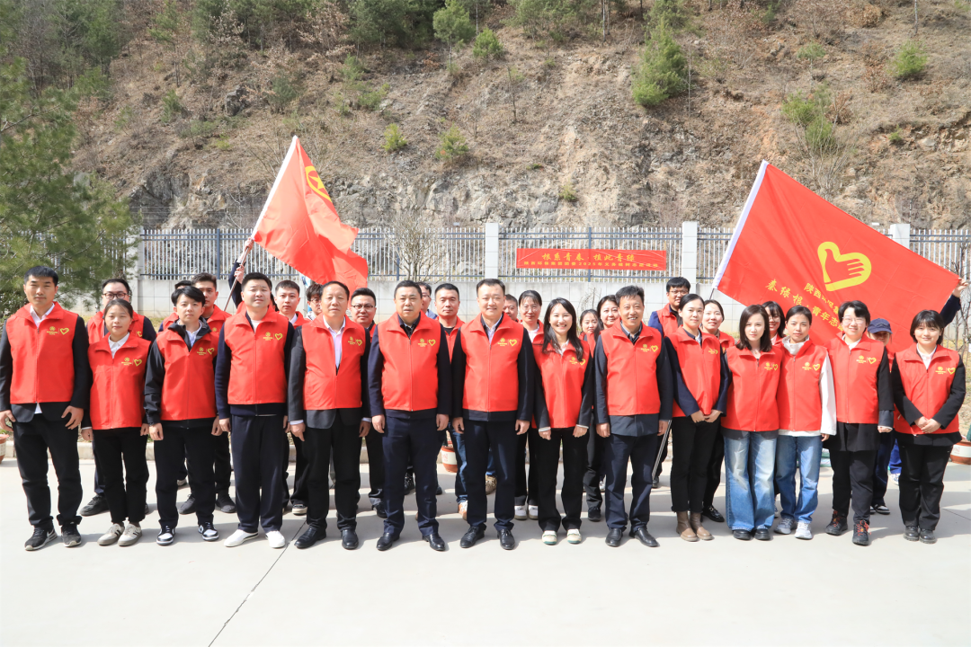 根系青春·植此青绿｜永利yl65335集团团委开展义务植树自愿活动